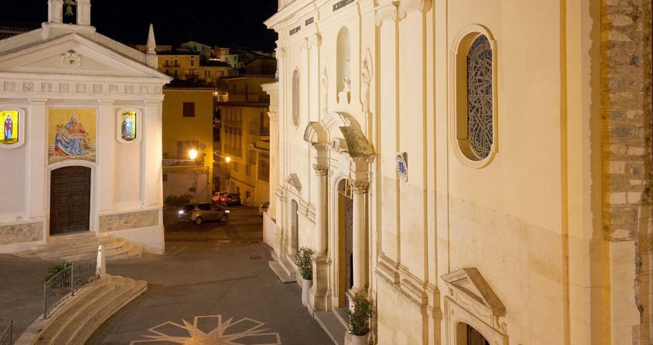 B&B Domus Purpurea Rossano Luaran gambar